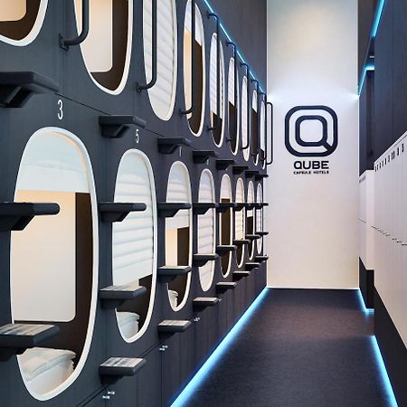 Qube Capsule Hotels Moscú Exterior foto